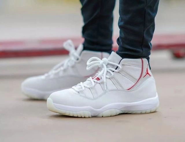 Air Jordan 11 Platinum Tint-01