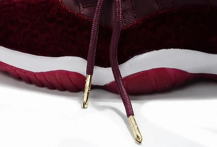 Air Jordan 11 Retro Heiress-Actual Pic