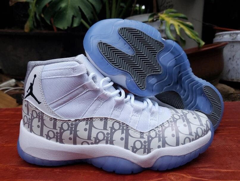 Air Jordan 11 Retro New Black & White-1