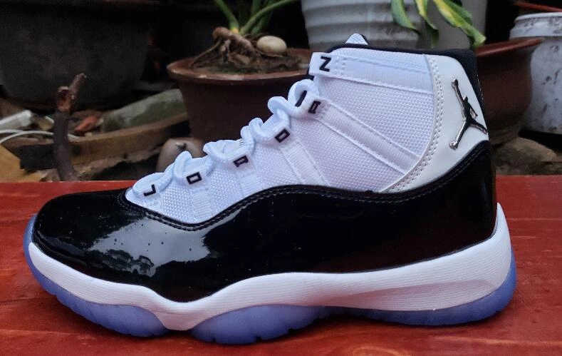 Air Jordan 11 White Black Printing-1