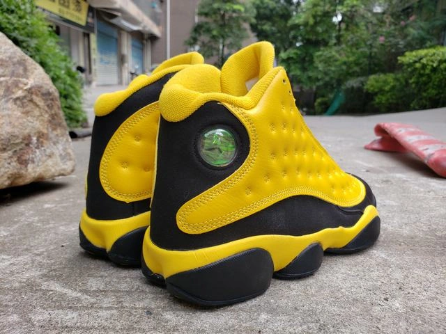 Air Jordan 13 Retro Black Yellow-1