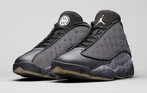 Air Jordan 13 Retro Low Q54