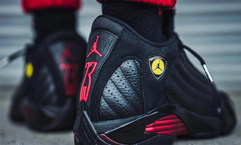 Air Jordan 14 Last Shot-01