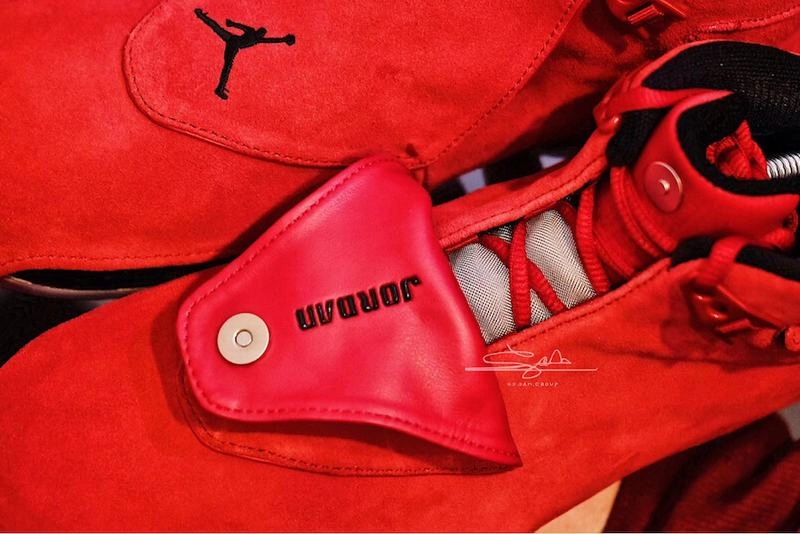 Air Jordan 18 Toro Red-01