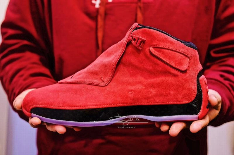 Air Jordan 18 Toro Red-01