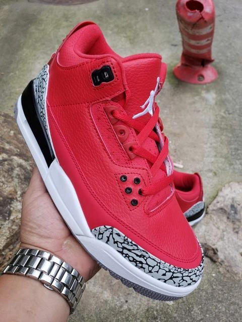 Air Jordan 3 Bull Red-1