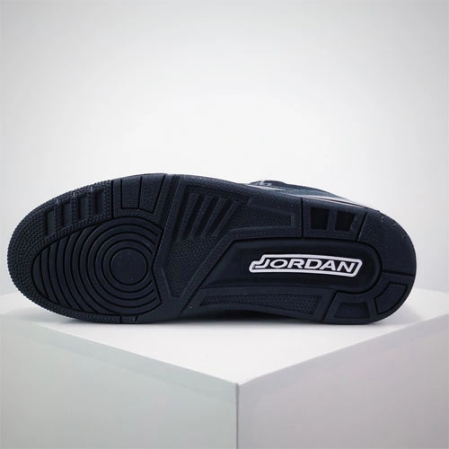 Air Jordan 3 Retro Black Cat 2025