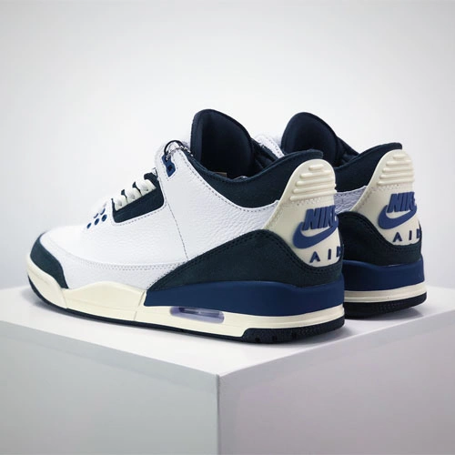 Air Jordan 3 Retro OG Diffused Blue