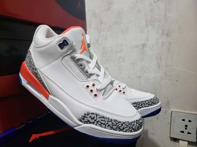Air Jordan 3 White Red Blue-01