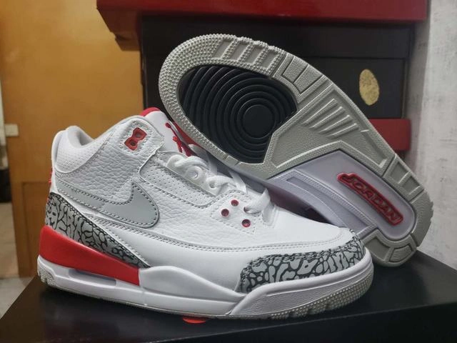 Air Jordan 3 white Red burst crack-1