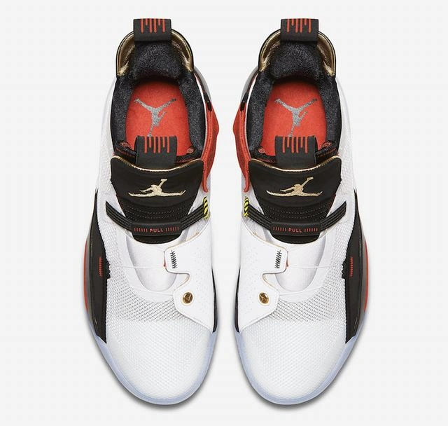 Air Jordan 33 Future of Flight-01