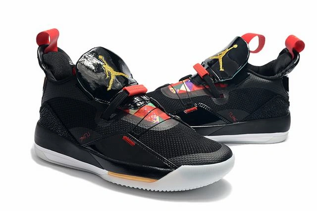 Air Jordan 33 Retro Black-1