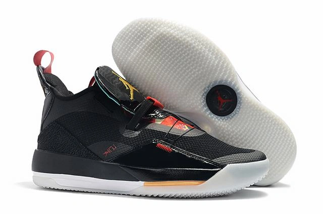 Air Jordan 33 Retro Black-1