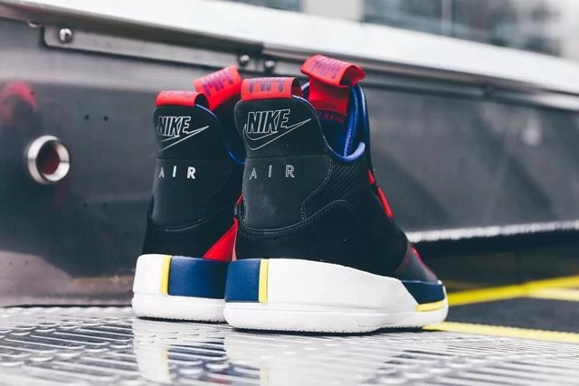 Air Jordan 33 Tech Pack-1