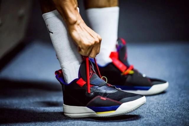 Air Jordan 33 Tech Pack-1