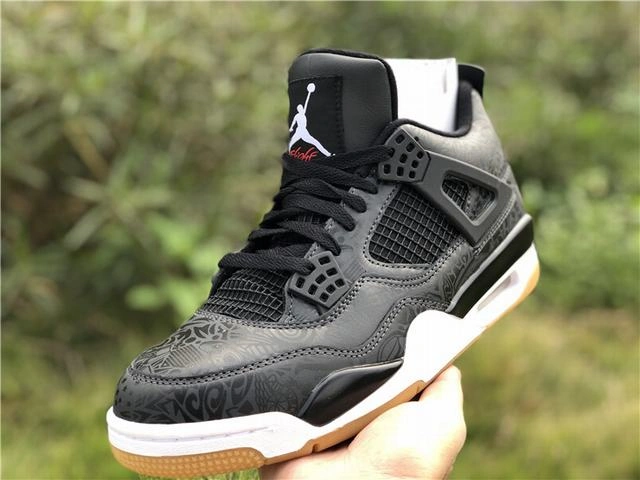 Air Jordan 4 Laser SE Black Gum-01