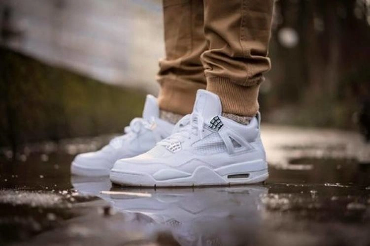Air Jordan 4 "Pure Money"-01