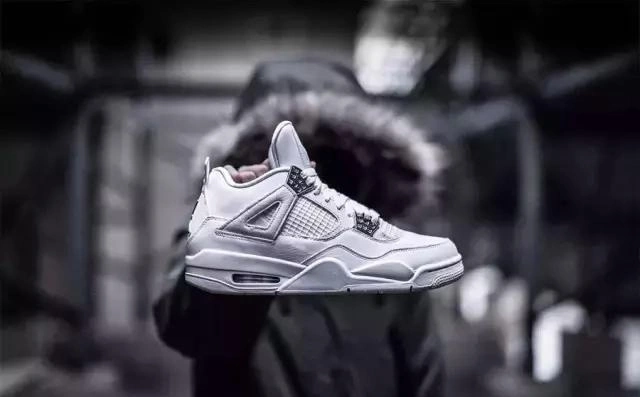 Air Jordan 4 "Pure Money"-01