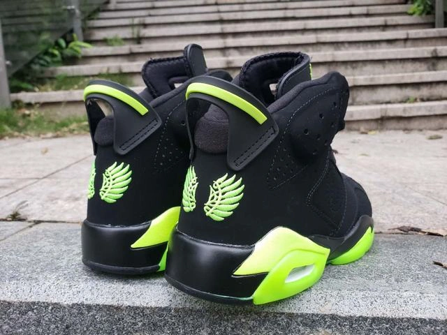 Air Jordan 4 Retro Black Fluorescent Green-1