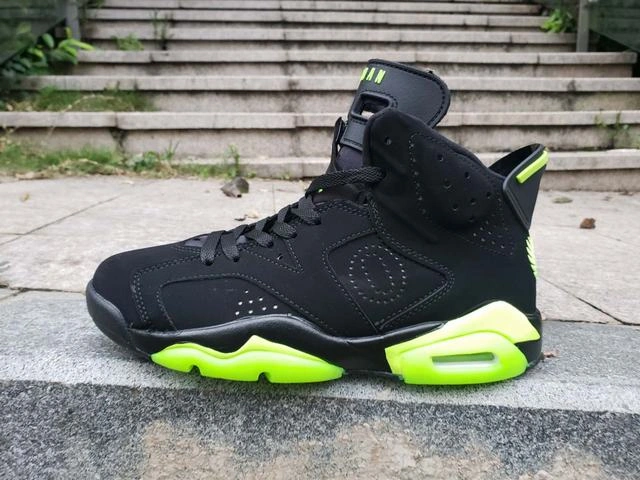 Air Jordan 4 Retro Black Fluorescent Green-1