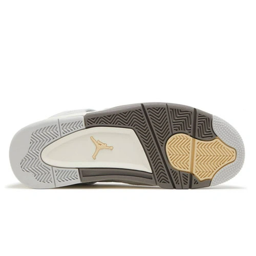 Air Jordan 4 Retro SE Craft