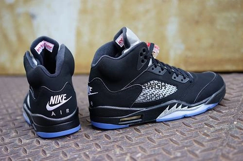 Air Jordan 5 Retro OG “Black Metallic”