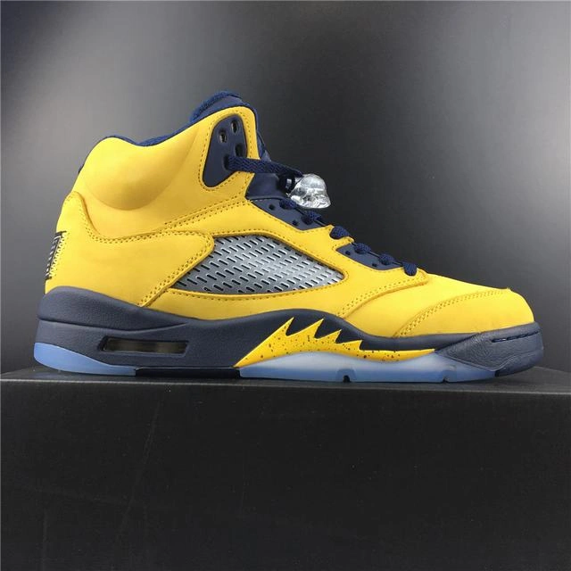 Air Jordan 5 SP Michigan-1