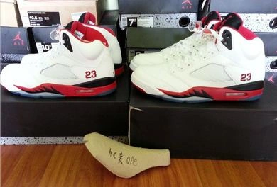 Air Jordan 5 (V) Retro Fire Red