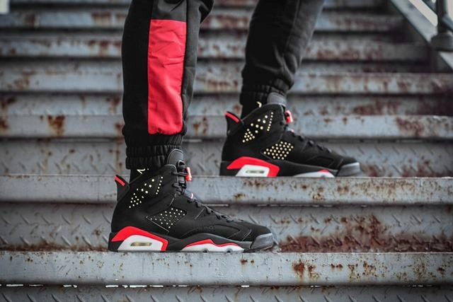 Air Jordan 6 “Black Infrared”-01