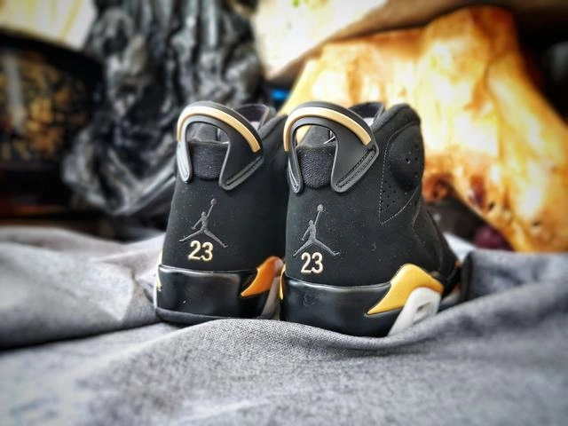 Air Jordan 6 Retro DMP Black Gold-1