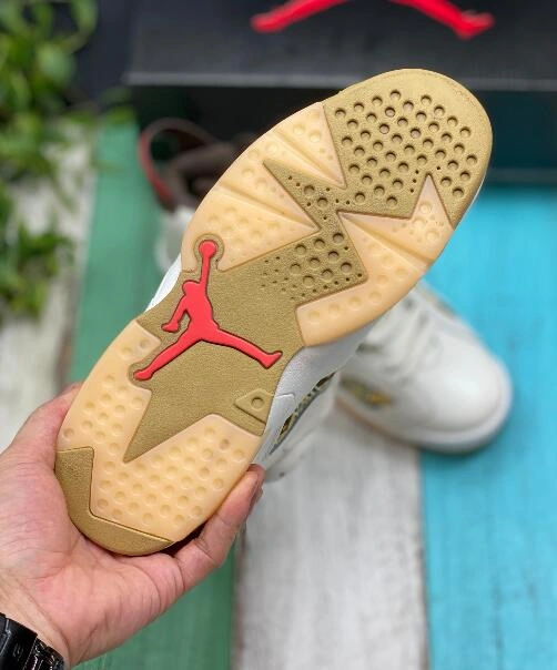 Air Jordan 6 Retro Quai 54-1