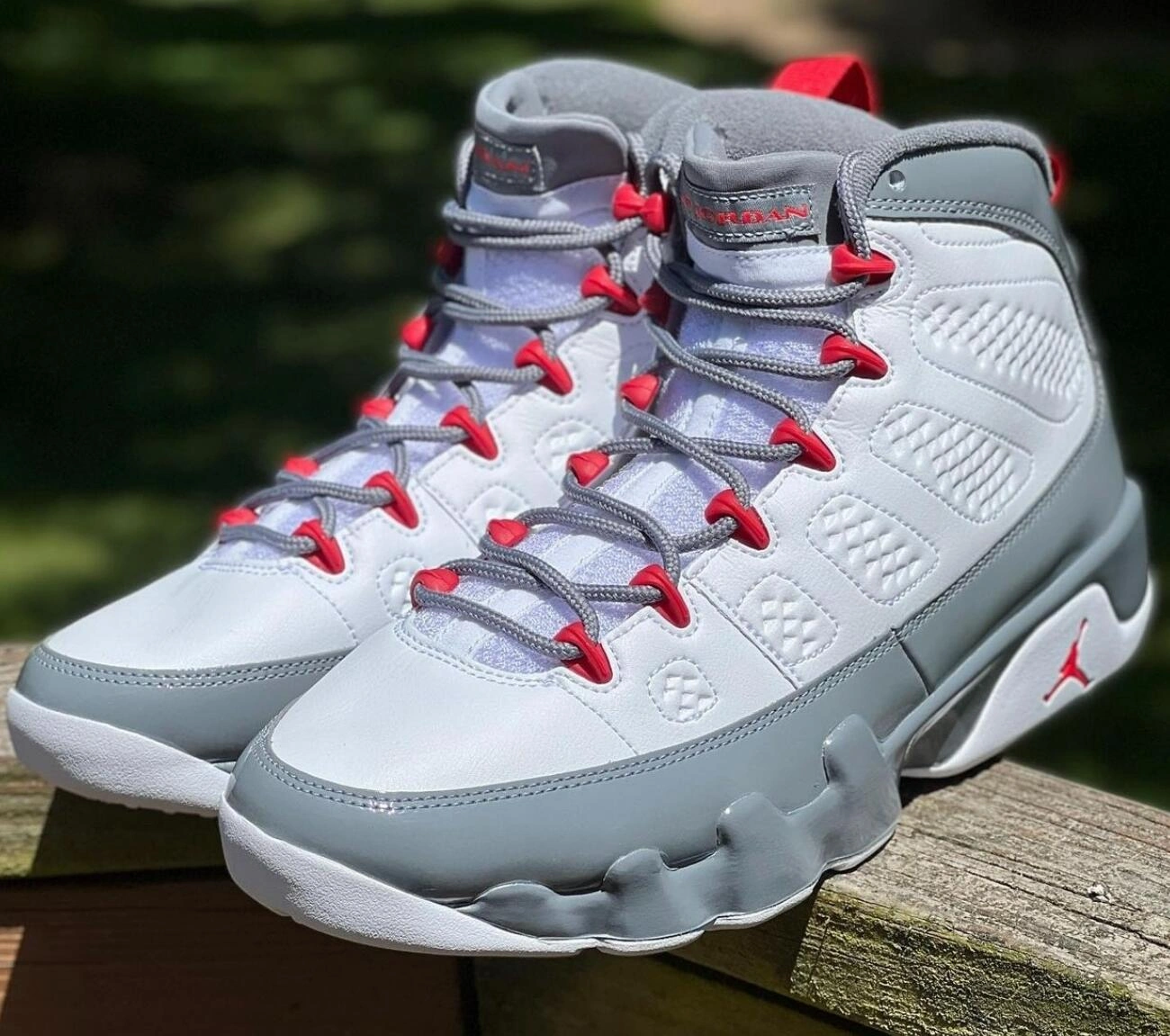 Air Jordan 9 Retro Fire Red