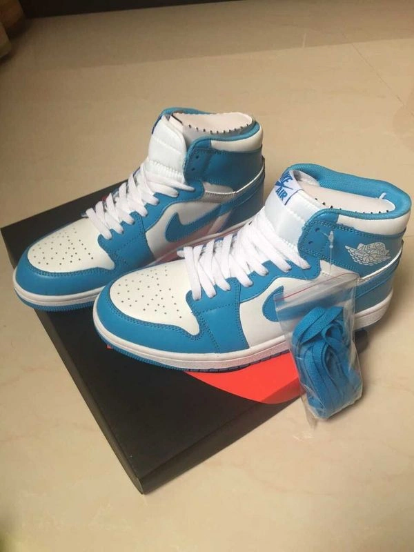 Air Jordan I (1) Retro North Carolina blue