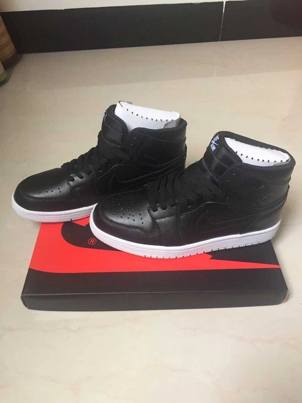 Air Jordan I (1) Retro Oreo-166