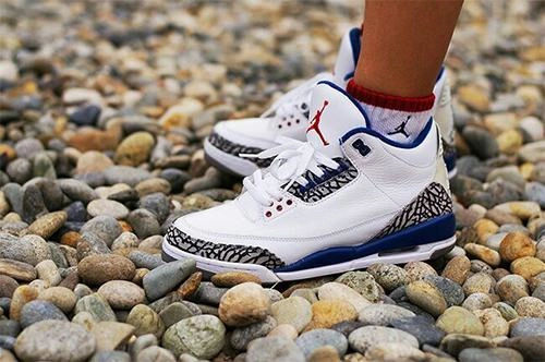 Air Jordan III (3) Retro OG True Blue
