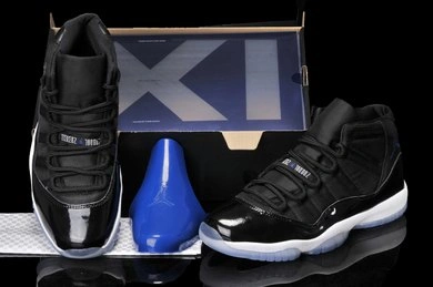 Air Jordan Retro 11 (XI) Space Jam