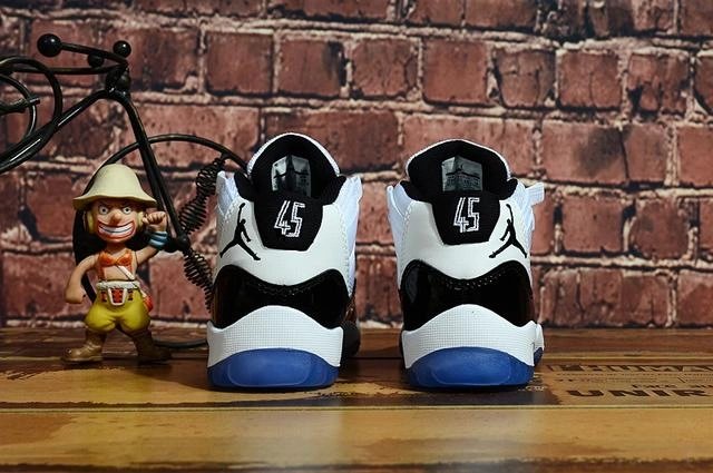 Air Jordan XI (11) Kids-16
