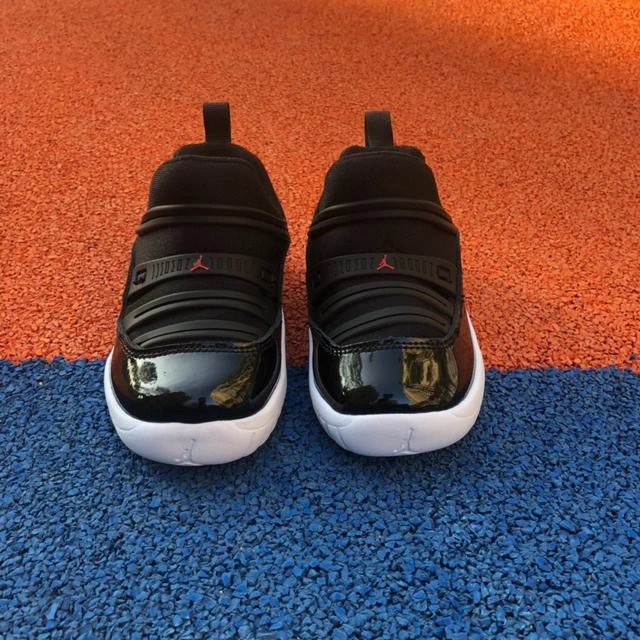 Air Jordan XI (11) Kids-18