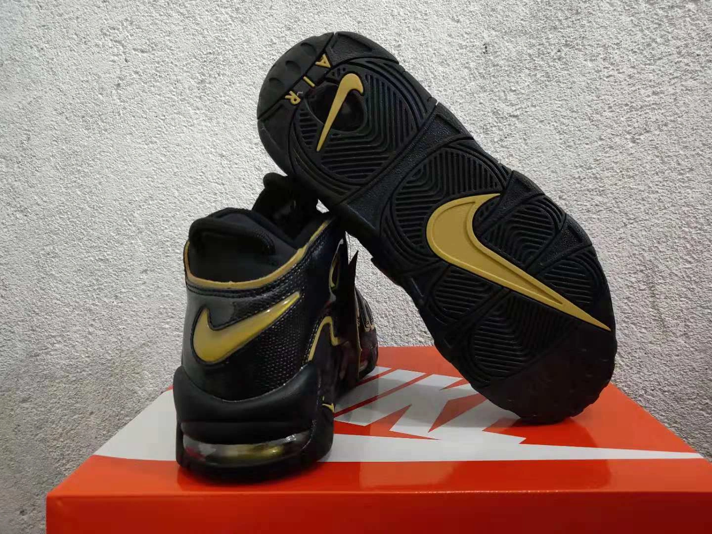 Air More Uptempo-38