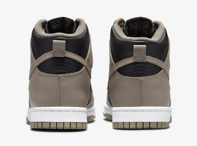 Dunk High Moon Fossil