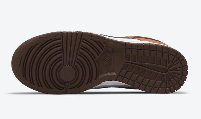 Dunk Low WMNS Bronze Eclipse