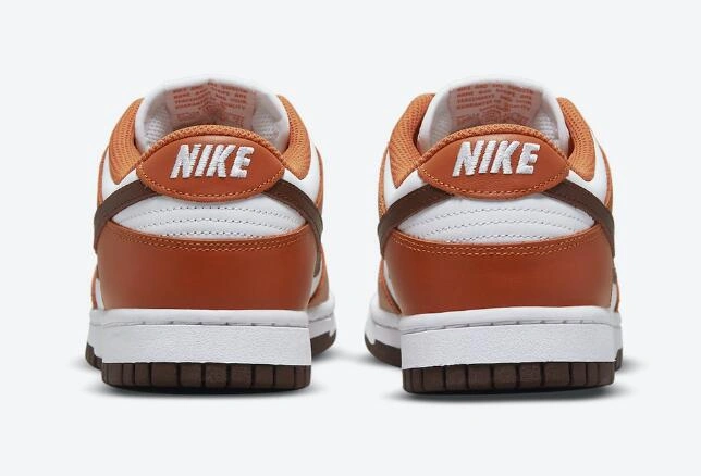 Dunk Low WMNS Bronze Eclipse