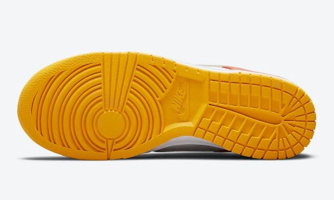 Affordable Dunk Low WMNS University Gold