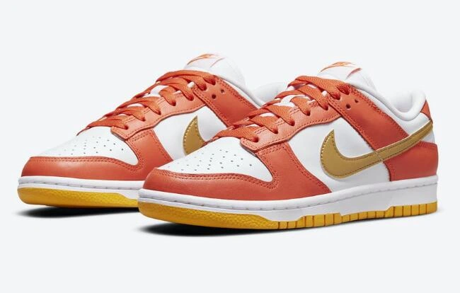 Dunk Low WMNS University Gold