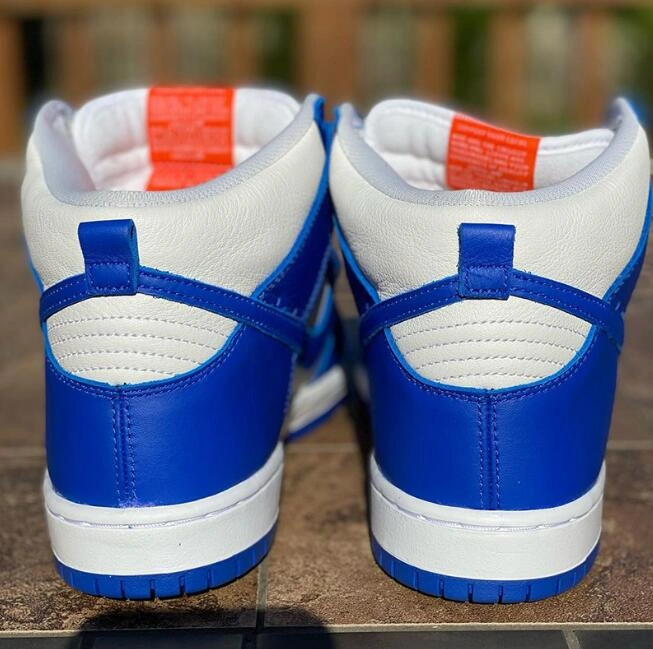 Dunk SB Hi ISO Kentucky Blue
