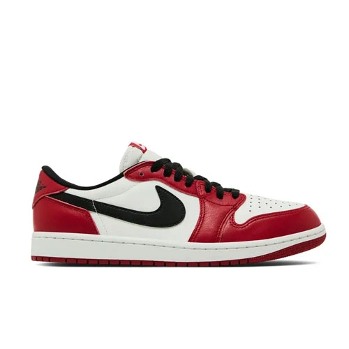 Jordan 1 Retro Low OG 'Chicago' 2025