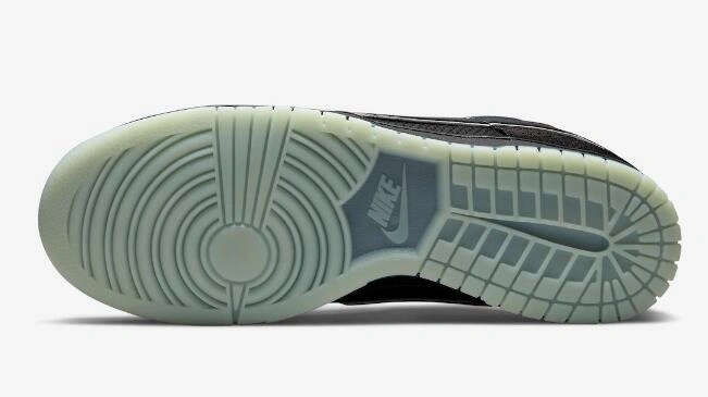 LPL x Nike Dunk Low