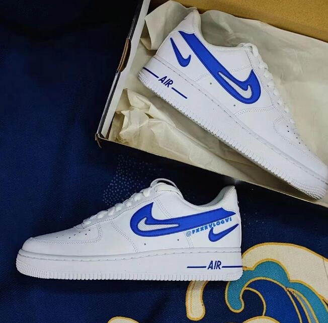 NIKE Air Force 1 07 FM