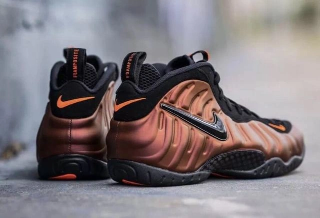 Nike Air Foamposite Pro Hyper Crimson