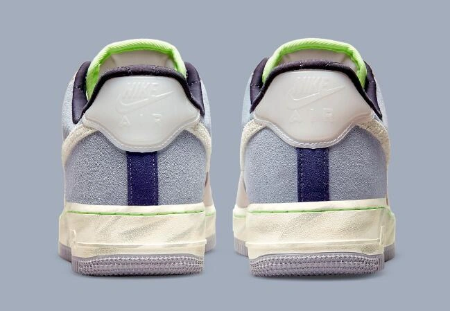 Nike Air Force 1 07 LX
